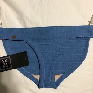 Herve Leger bottom in size small